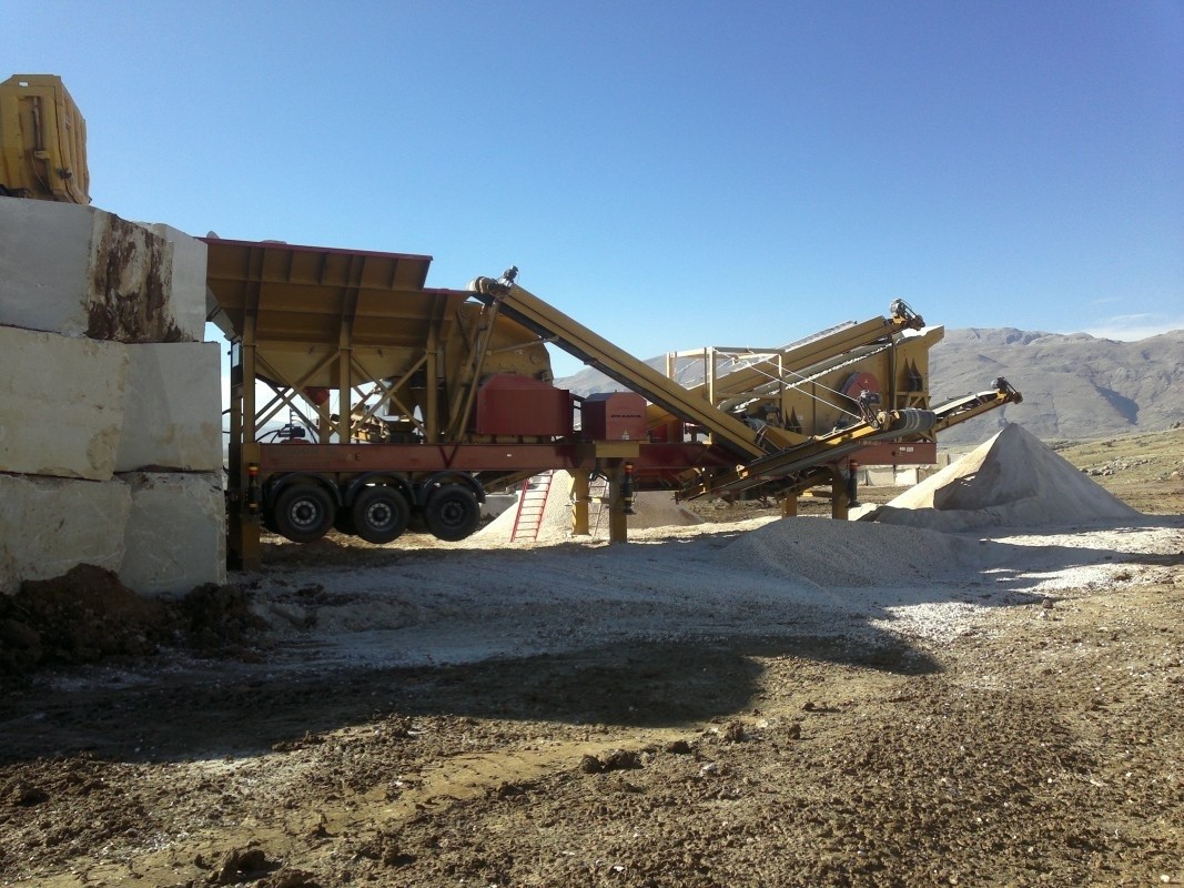 Mobile Crusher-Aggregate Crushing Grinding and Screening Plant